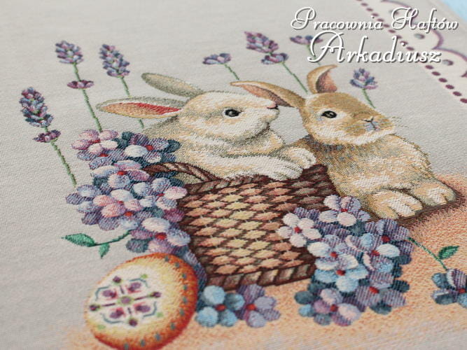 Gobelin wielkanocny zając z szafirkami