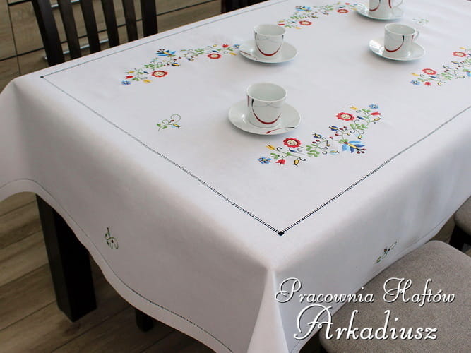 Obrus haftowany kaszubski KASZ04