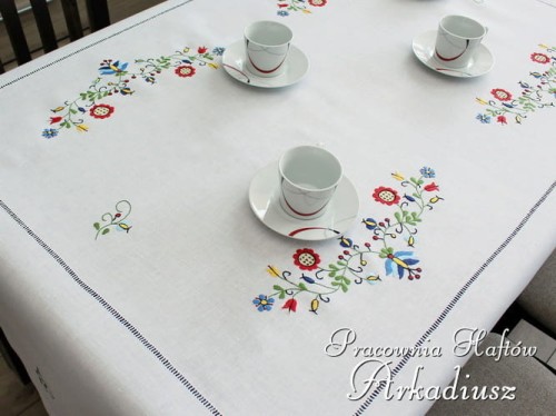 Obrus haftowany kaszubski KASZ04