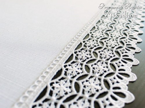 Bieżnik z gipiurą "Julia" biały