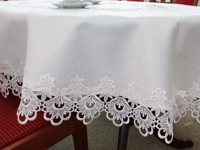 obrus okrągły z gipiurą biały