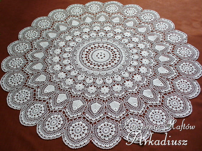 Koronka koniakowska Ø 100 cm. biała