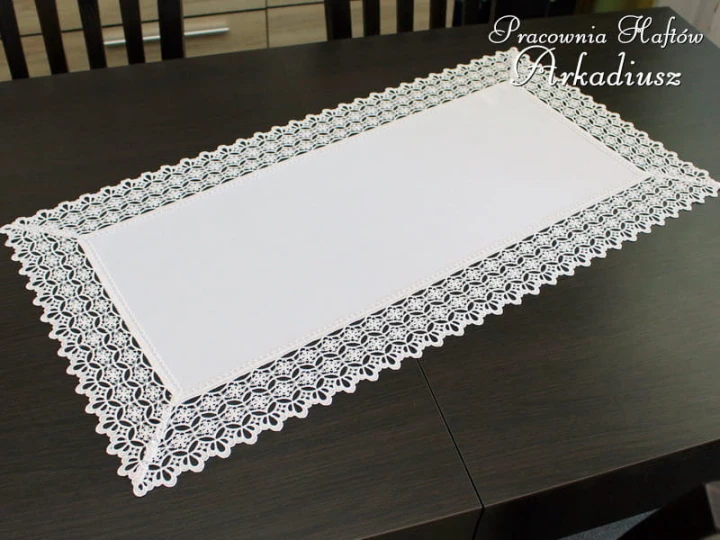 Bieżnik z gipiurą "Julia" biały