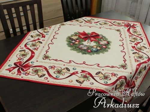 Gobelinowa serweta świąteczna 98x98 "wianek"