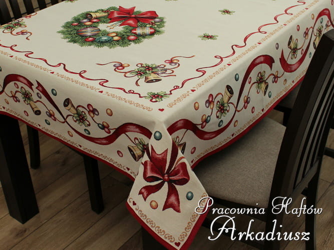 Gobelinowe obrusy świąteczne "wianek"