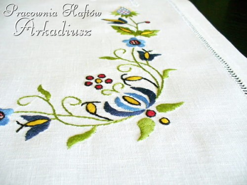 Serweta z haftem kaszubskim (kasz01)
