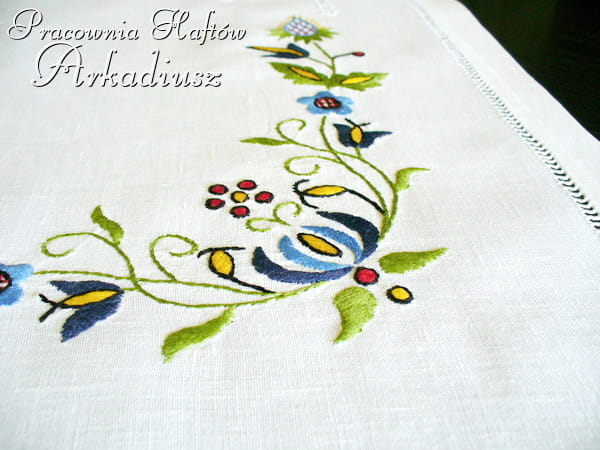 Serweta z haftem kaszubskim (kasz01)
