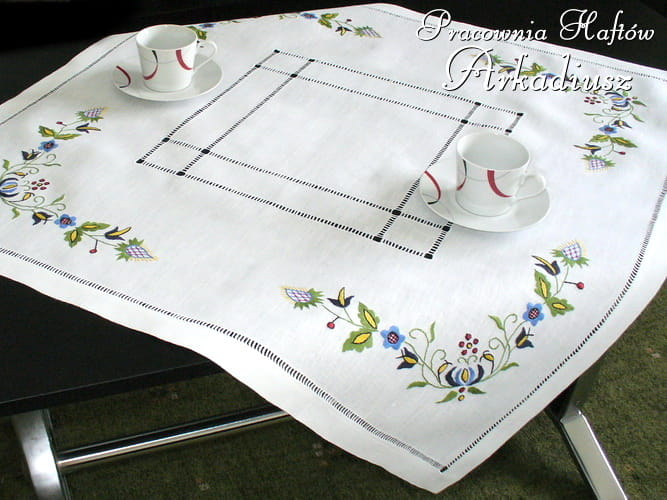Serweta z haftem kaszubskim (kasz01)