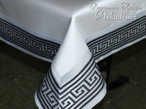 Obrus dekoracyjny "GREK" szary