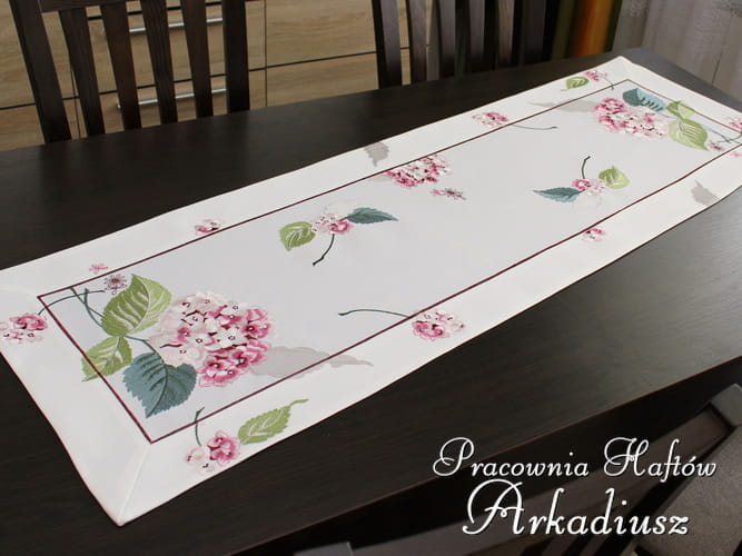 Bieżnik haftowany "Hortensje" 40x130