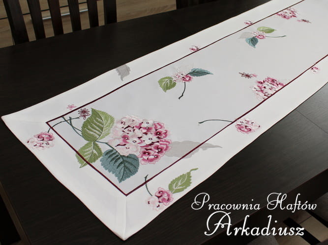 Bieżnik haftowany "Hortensje" 45x170