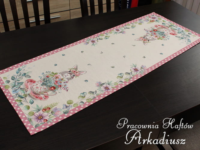 Wielkanocny bieżnik gobelinowy 38x100 "różowe kropki"