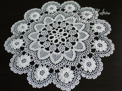 Koronka koniakowska Ø 35 biała