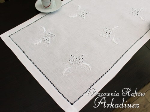 Bieżnik haftowany ręcznie "Winogrona" 50x100