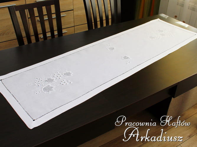 Bieżnik haftowany ręcznie "Winogrona" 40x140