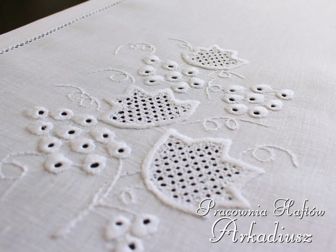 Bieżnik haftowany ręcznie "Winogrona" 40x140