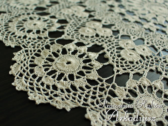 Koronka koniakowska Ø 70 beżowa