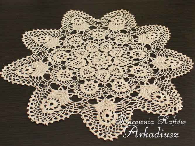 Serweta koniakowska Ø 36 beżowa (wzB)