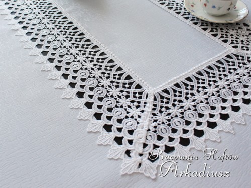 Obrus z koronką gipiurową "Honorina" biały