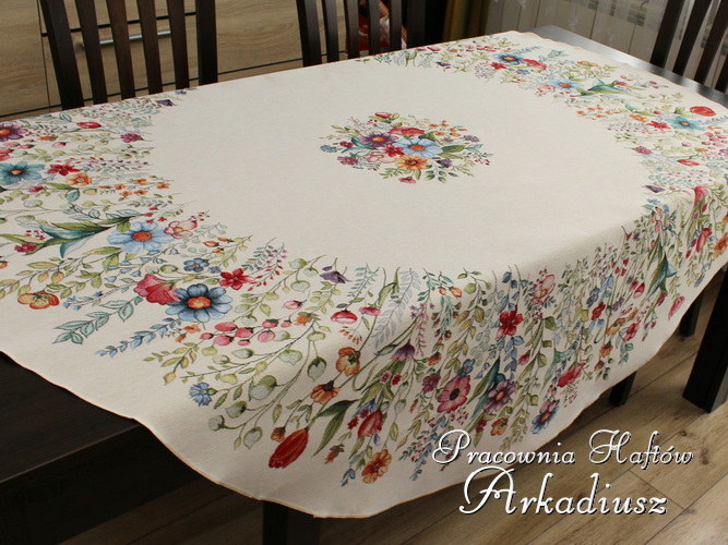 okrągły obrus gobelinowy folk kwiaty