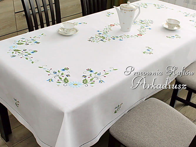 Obrus z haftem kaszubskim (KASZ13)