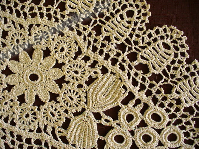 Serweta koniakowska beżowa owalna