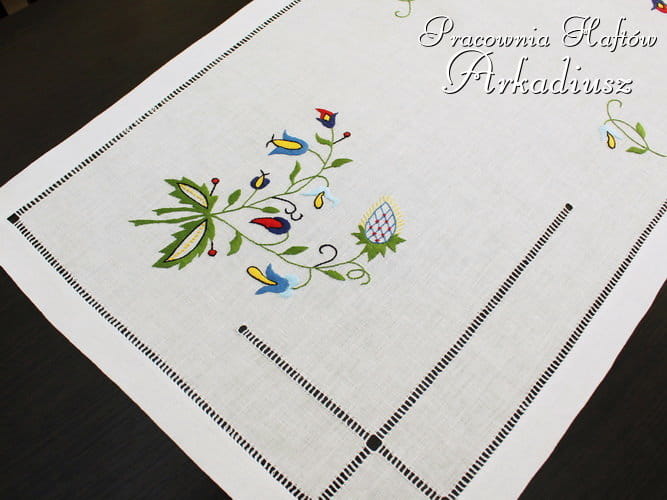 Bieżnik z ręcznym haftem kaszubskim