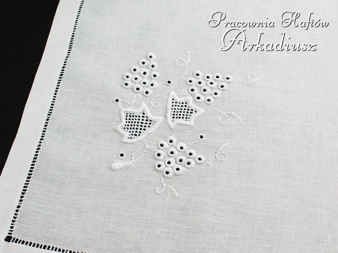 Serweta haftowana ręcznie "Winogrona"