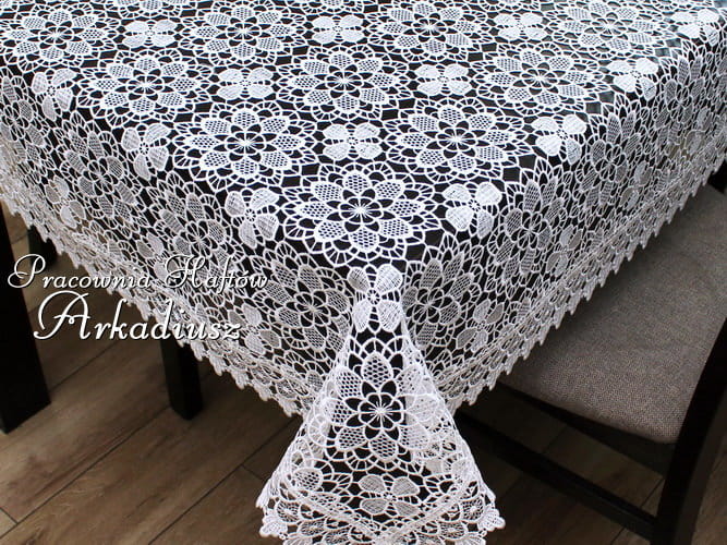 Białe obrusy gipiurowe "Kwiaty"