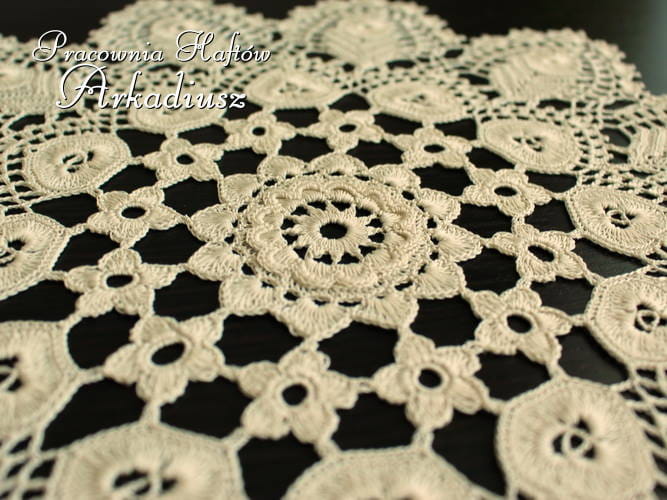 Serweta koniakowska Ø 35 beżowa