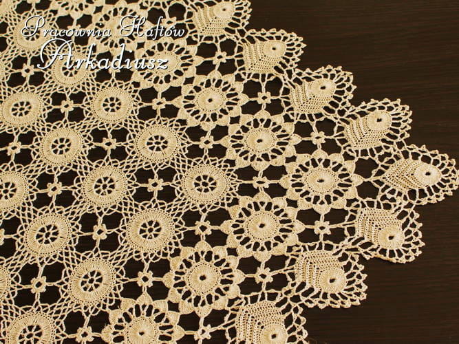 Kwadratowa serweta koniakowska