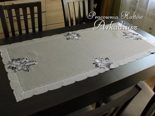 Duży bieżnik świąteczny "Szare świece"