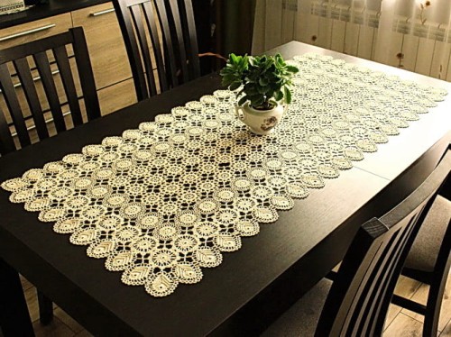 Bieżnik z koronki koniakowskiej 55x100 beżowy