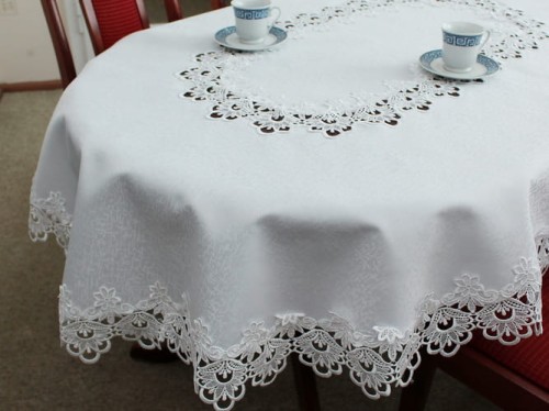 Obrus z gipiurą "Hania" owal biały