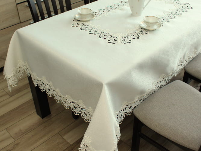 Obrus z gipiurą z kolekcji "Hania" ekri